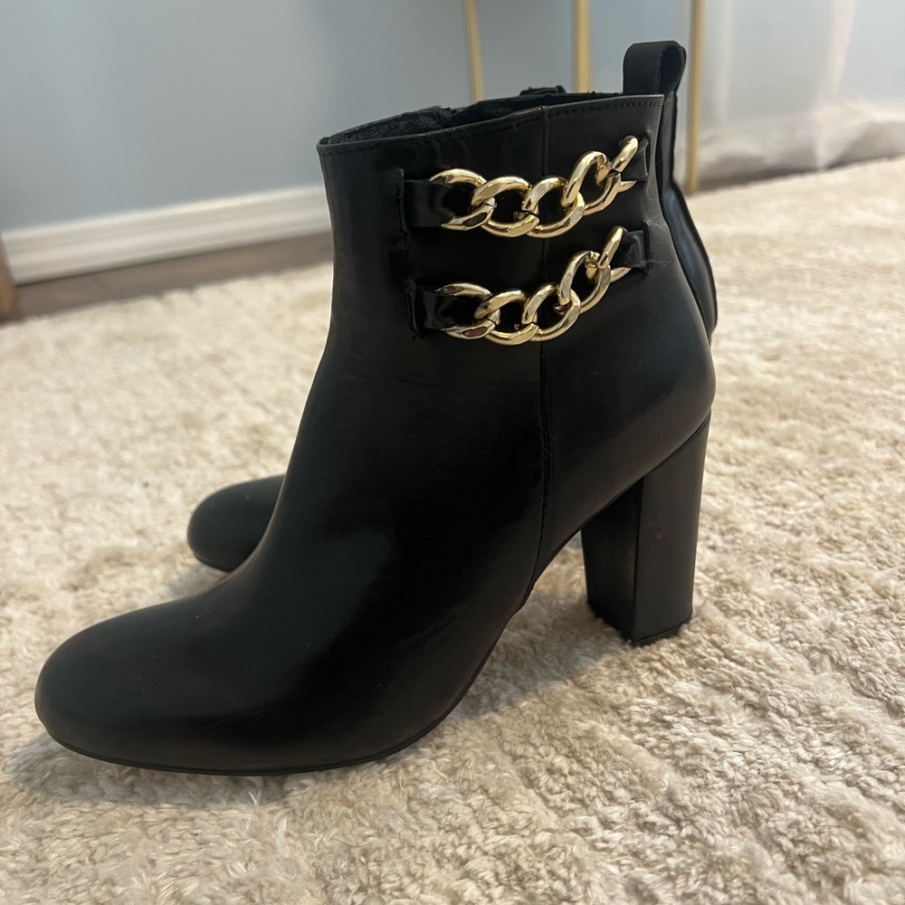 Never worn! Black Leather Ankle Boots with Gold Chain Detail